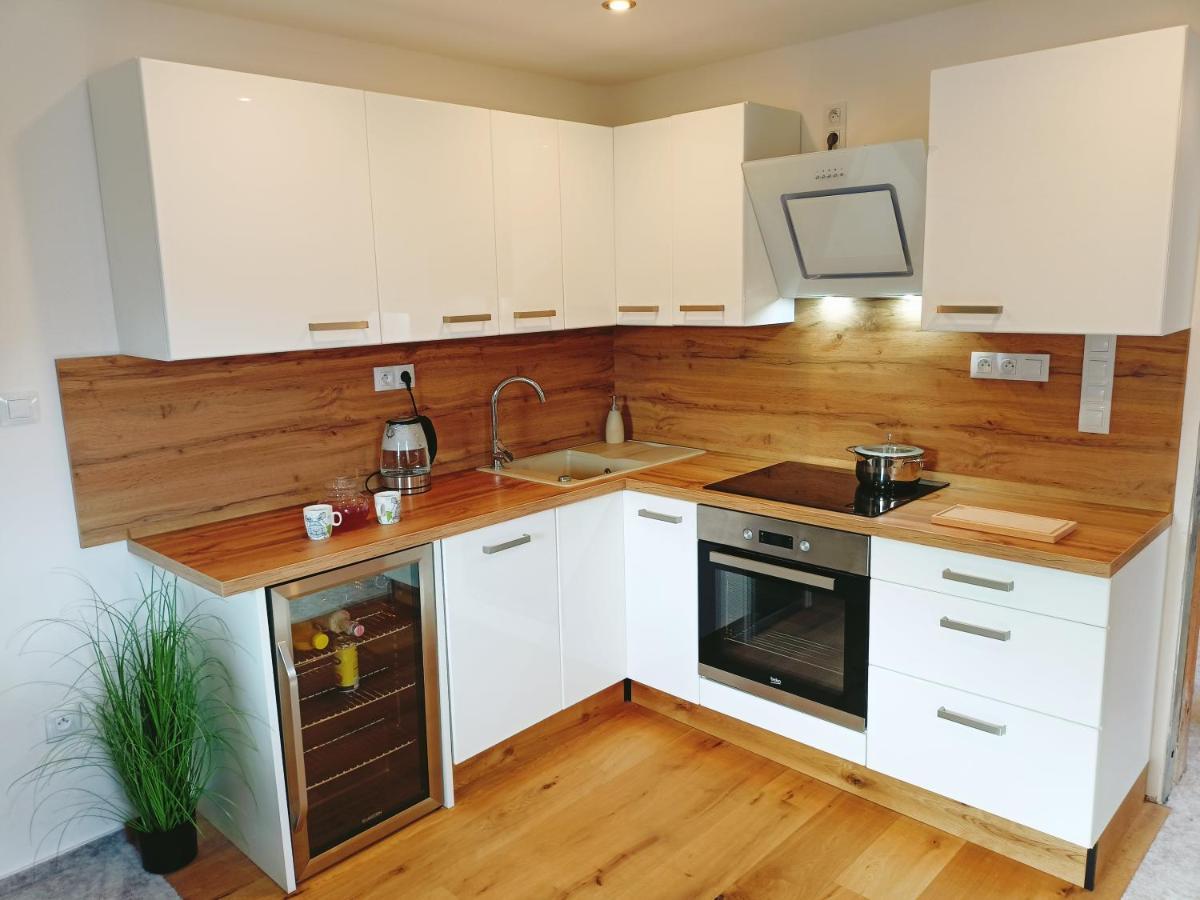 Apartman U Ovecku - Nová Paka Buitenkant foto
