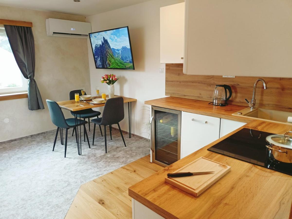Apartman U Ovecku - Nová Paka Buitenkant foto