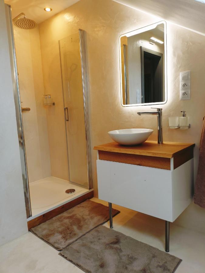 Apartman U Ovecku - Nová Paka Buitenkant foto